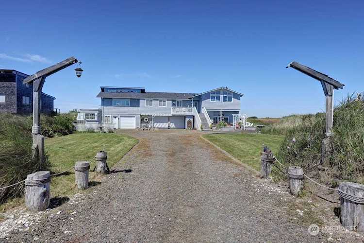 35003 G St Ocean Park, WA 98640