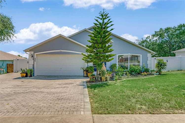 935 Arbor Hill CIRCLE Minneola, FL 34715