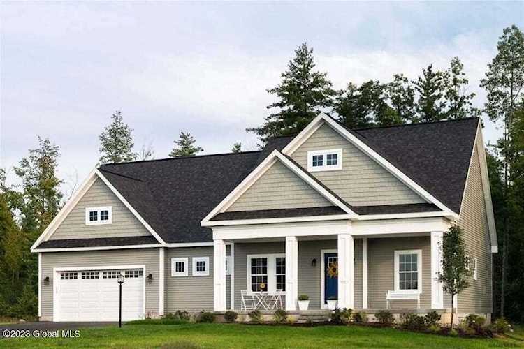 23 Catalina Dr Ballston Spa, NY 12020