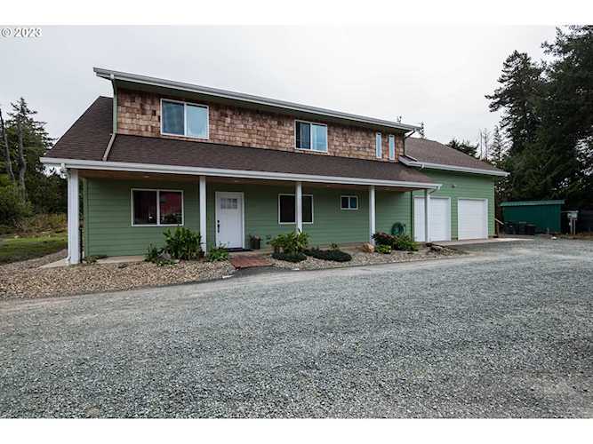 54916 Sadie DR Bandon, OR 97411 | MLS 23421529 Photo 1