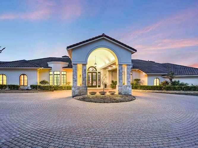 5512 Cuesta Verde Austin, TX 78746