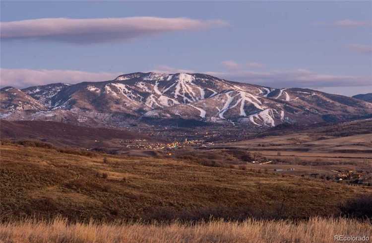 27150 Fire Song Rd Steamboat Springs, CO 80487