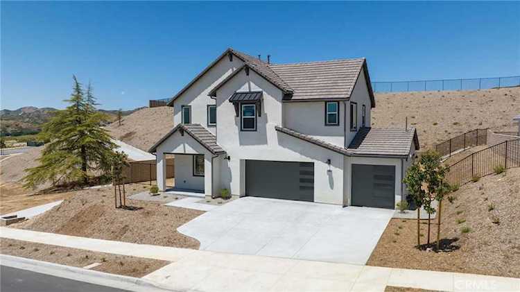 28814 Saddle Circle Castaic, CA 91384 | MLS SR23076757 Photo 1