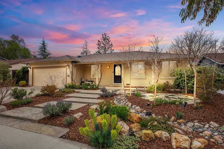 6067 Knoll Park Ct SAN JOSE, CA 95120