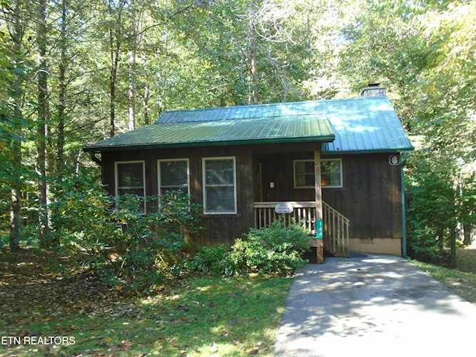 144 Sequoyah Village Rd Townsend, TN 37882