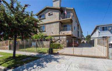 1611 208th St #4 Torrance, CA 90501 | MLS SB23038214 Photo 1