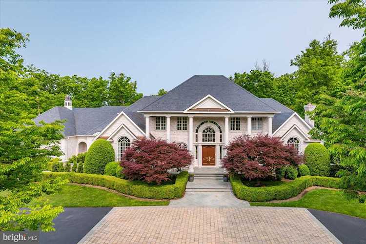 9837 Avenel Farm Dr Potomac, MD 20854