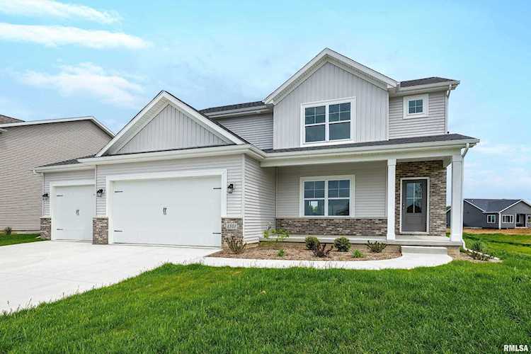 1501 S 2nd St Eldridge, IA 52748
