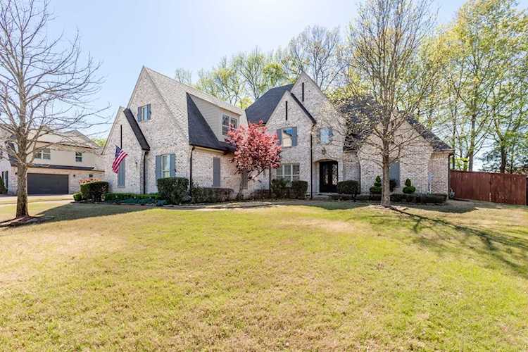235 Saunders Creek Cir Rossville, TN 38066