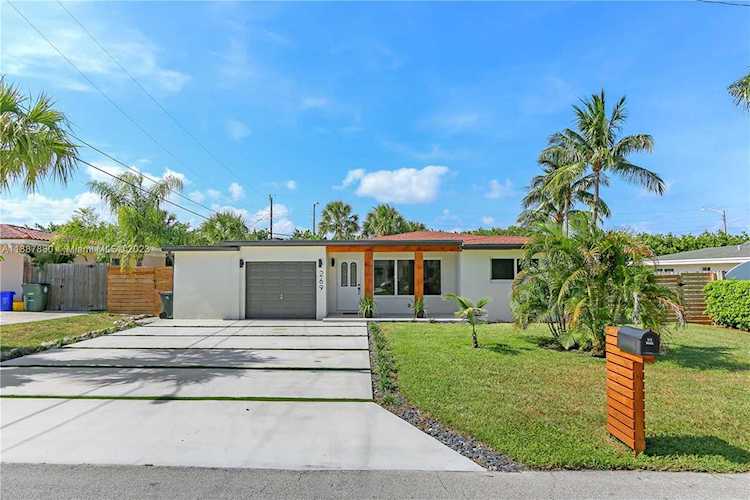 269 NW 12th St Boca Raton, FL 33432