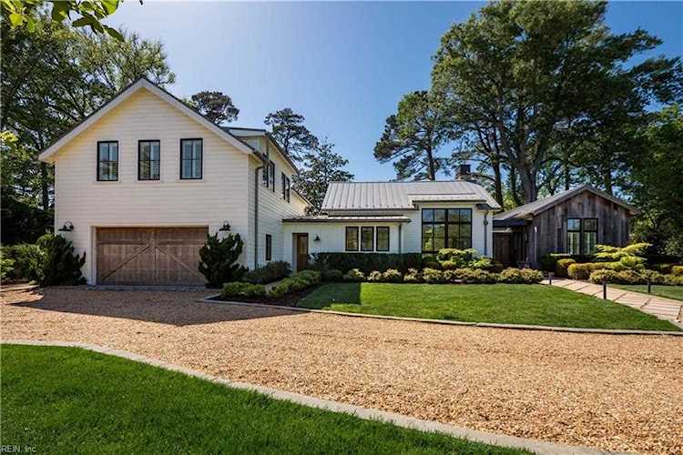 4410 Holly Rd Virginia Beach, VA 23451