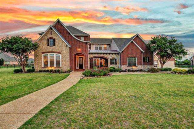 210 Rockland Trail Lucas, TX 75002