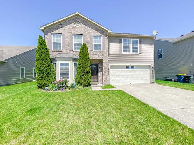 12536 Teacup Way Indianapolis, IN 46235 | MLS 21919941 Photo 1