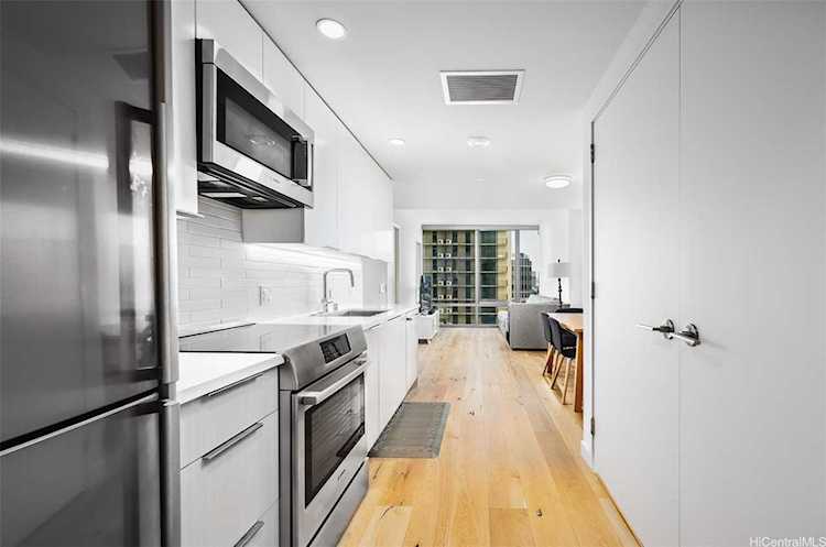 1001 Queen Street #1609 Honolulu, HI 96814