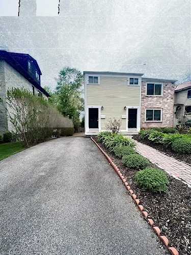 39 Algonquin Rd #39 Newton, MA 02467