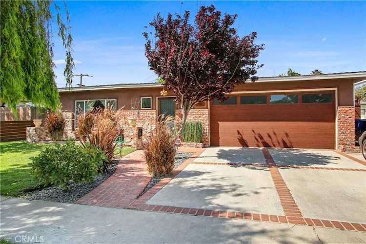 7363 W 87th Place Westchester, CA 90045