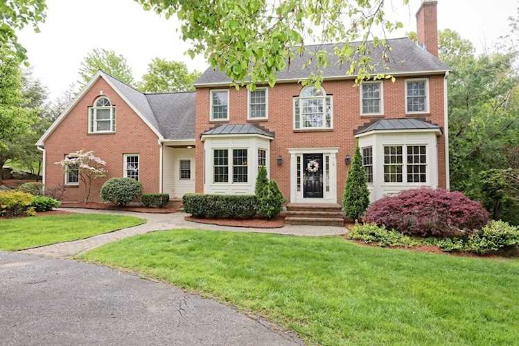 16 Bridle Path Shrewsbury, MA 01545