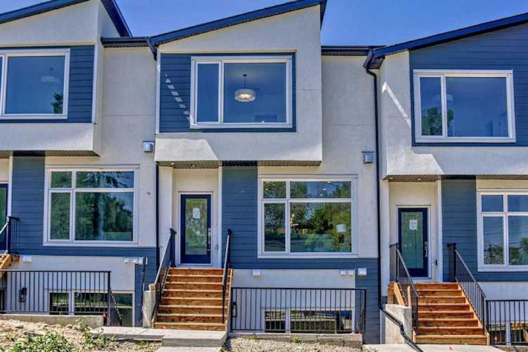 202 25 Ave NW #3 Calgary, AB T2M 2A5