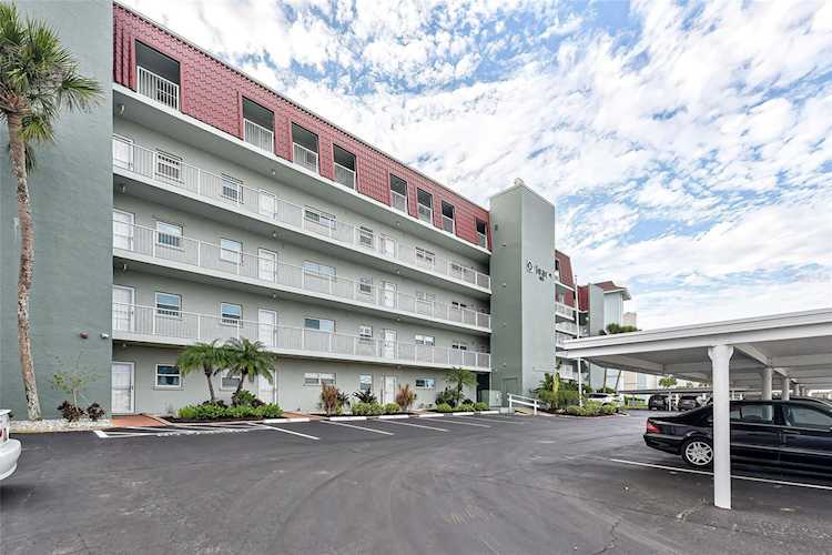 950 Tarpon Center Dr #105 Venice, FL 34285