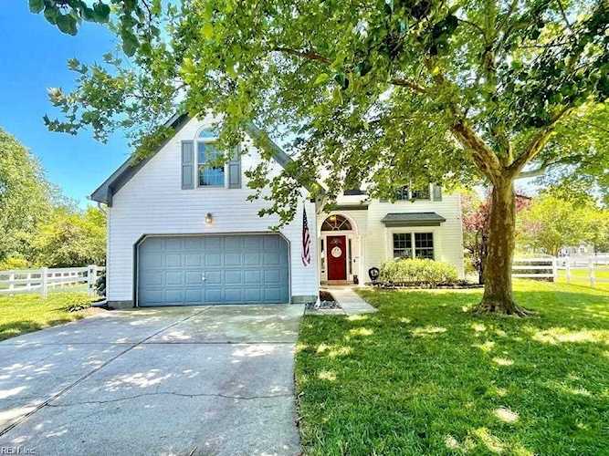 2772 Mulberry Loop Virginia Beach, VA 23456