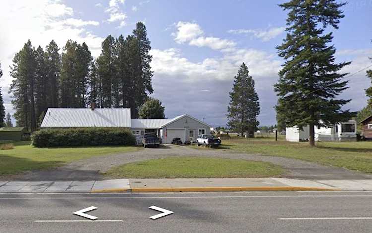 2310 W 9th St Columbia Falls, MT 59912