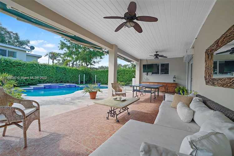 5120 Orduna Dr Coral Gables, FL 33146