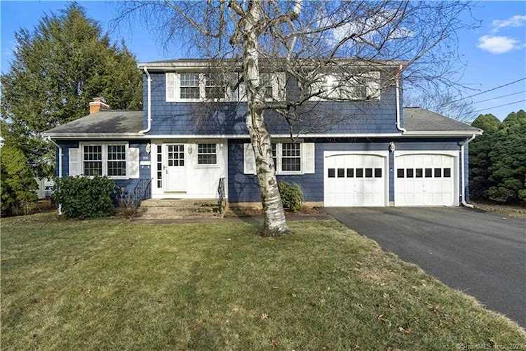 100 Midwell Rd Wethersfield, CT 06109 | MLS 170551375 Photo 1