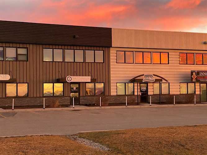 214 & 216 Initiative Ave SE Calgary, AB T3S 0B7