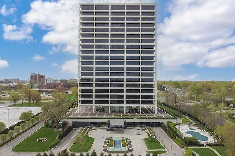 700 W 31st St #1106 Kansas City, MO 64108 | MLS 2435403 Photo 1