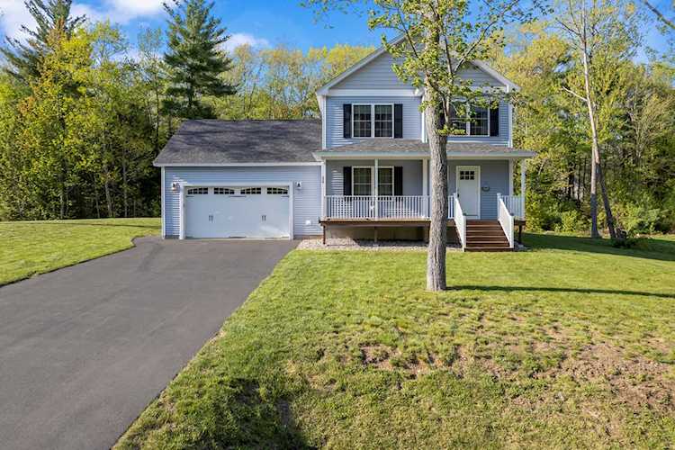 25 Carlisle Ln Wells, ME 04090