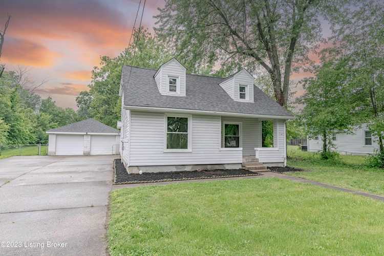 6002 Pendleton Rd Louisville, KY 40272 | MLS 1636710 Photo 1