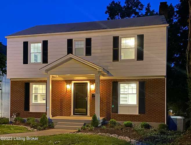 3230 Lexington Rd Louisville, KY 40206