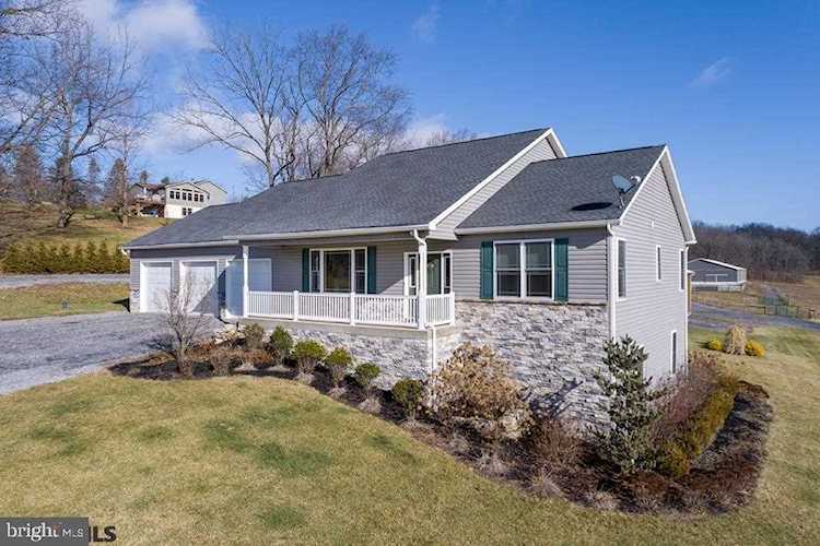 145 Fox Glove Drive Spring Mills, PA 16875