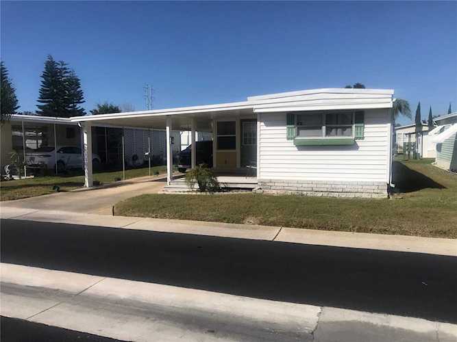 171 Melody Ln Tarpon Springs, FL 34689