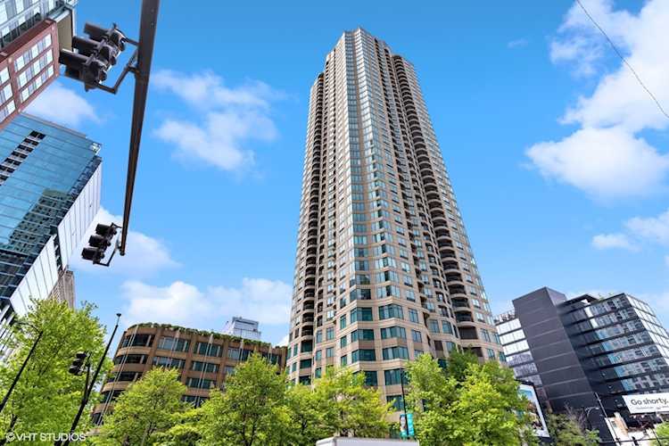 400 N La Salle Dr #1505 Chicago, IL 60654 | MLS 11786095 Photo 1