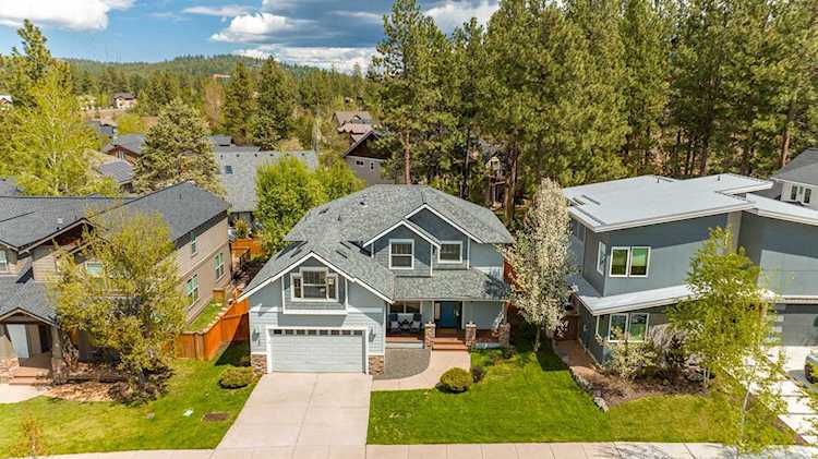 2060 NW Shiraz Ct Bend, OR 97703