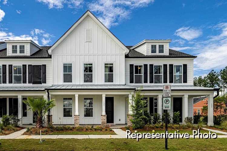 1011 Swamp Harrier Ave Ravenel, SC 29470