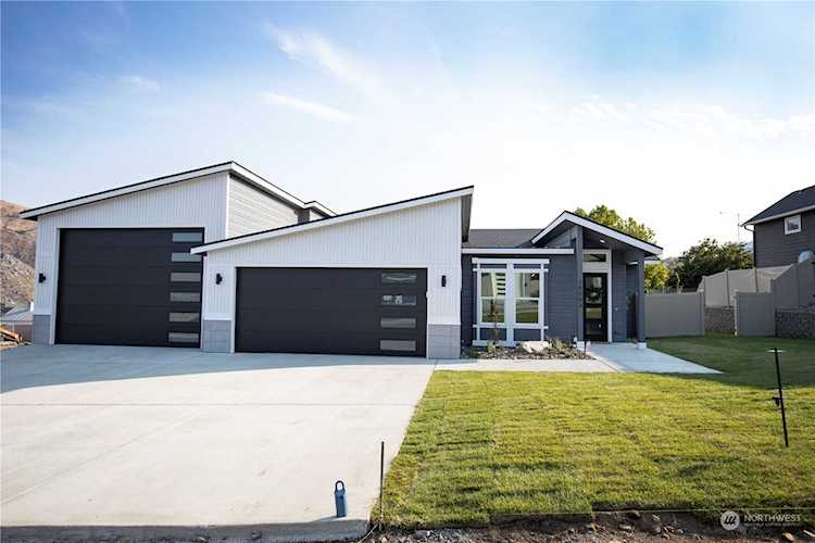 15003 Allison Place Entiat, WA 98822