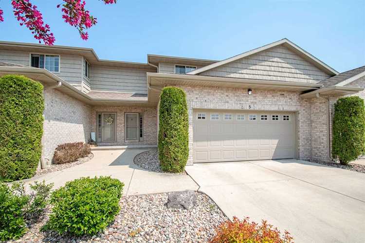 1690 W Main Circle #5 De Pere, Village of Ashwaubenon, WI 54115-6895