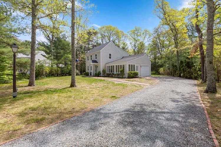 84 Cap'n Lijah's Road Centerville, MA 02632 | MLS 22301918 Photo 1