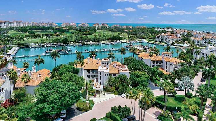4422 Fisher Island Dr #4422 Miami Beach, FL 33109