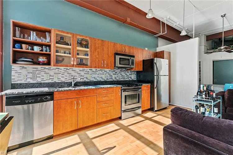 221 Market St #321 Virginia Beach, VA 23462