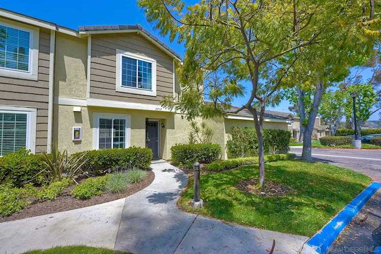 3717 Caminito Carmel Lndg San Diego, CA 92130