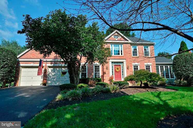 15430 Snowhill Ln Centreville, VA 20120 | MLS VAFX2123928 Photo 1
