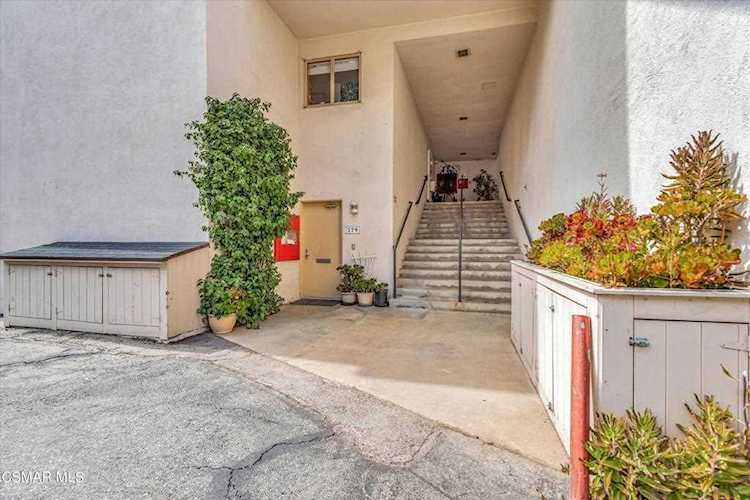 279 S Barrington Ave #E11 Los Angeles, CA 90049