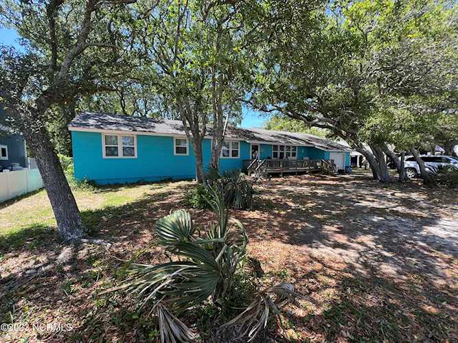 630 S Fourth Avenue Kure Beach, NC 28449
