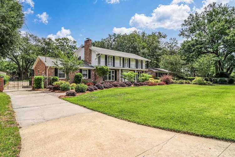 1808 Huntington Dr Charleston, SC 29407