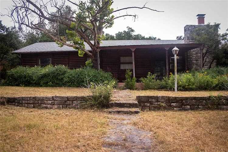 404 Fife DR Spicewood, TX 78669