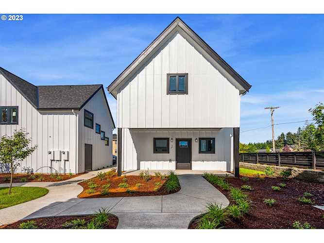 11813 NW 38th AVE #6 Vancouver, WA 98685