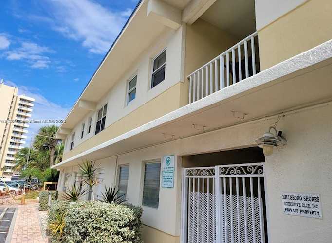 2508 Bay Dr #11 Pompano Beach, FL 33062